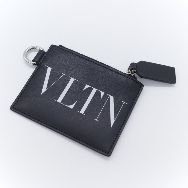 Valentino 華倫天奴 VLTN 黑色 牛皮 拉鍊卡片 零錢包-1