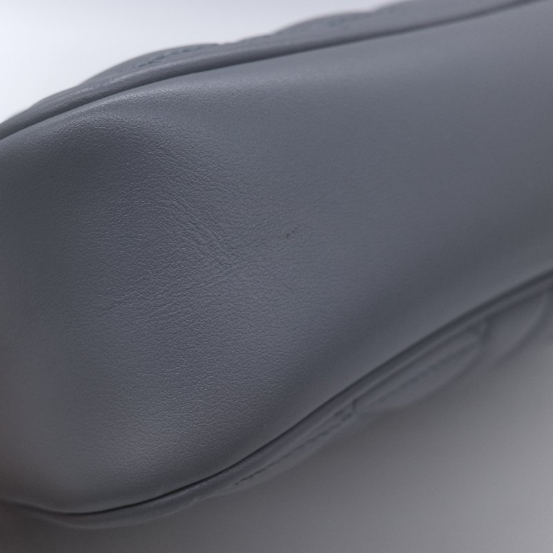 Gucci 古馳 GG Marmont 灰色絎縫牛皮 銀色 拉鍊斜包相機包肩背包-8