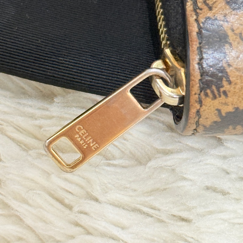 甜售私物🤎CELINE棕色 零錢包 拉鏈短夾 中夾 👍容量好用的皮夾 豹紋招財錢包 💰賺豹一整年  體積小但容量好裝-5