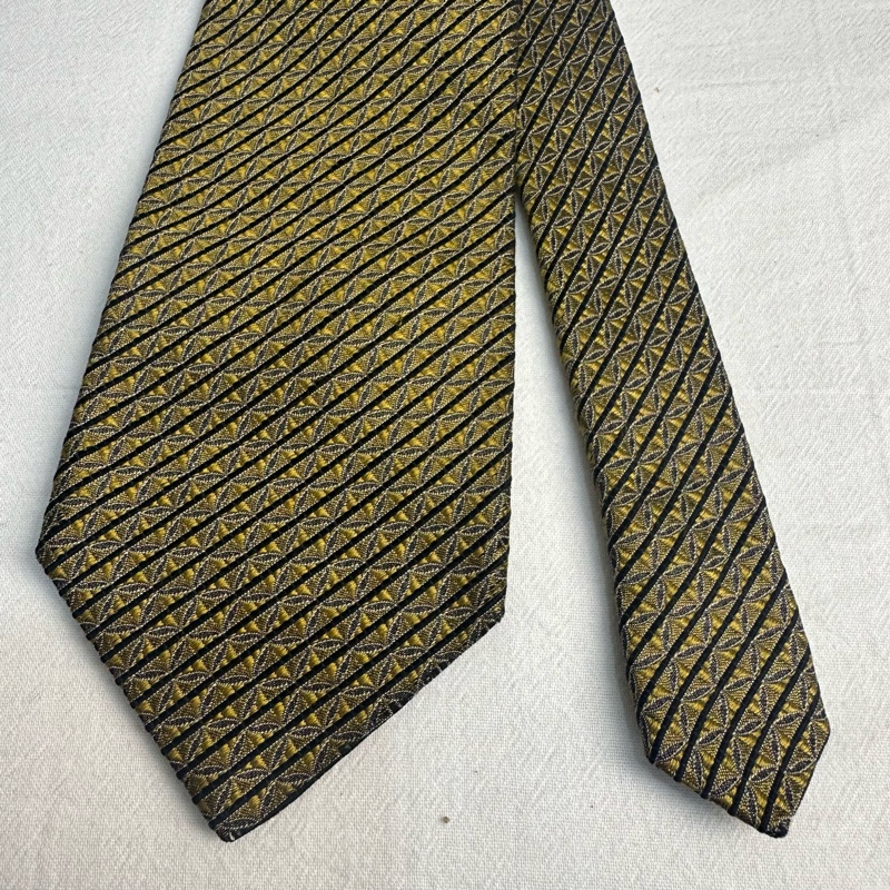 GIVENCHY 紀梵希 黑金菱格織紋領帶 領結 絲綢（中古）-2