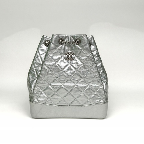 CHANEL GABRIELLE流浪雙肩包小號銀色牛皮24開金銀扣肩背包