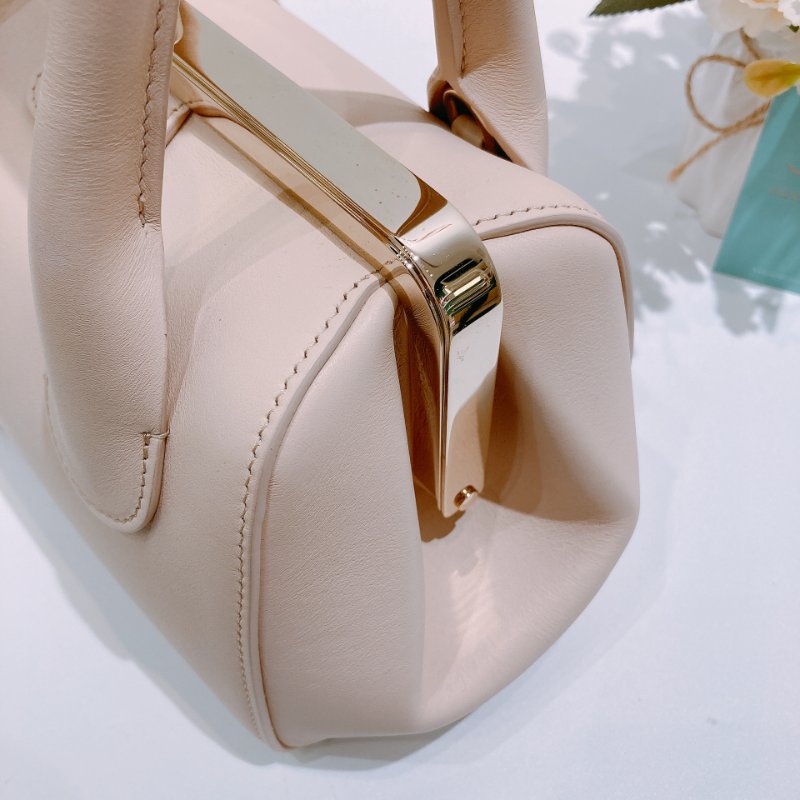 TW4763  Chloe 寇兒 手提肩背包 米色 Joyce Mini Frame Bag Cement Beige-8