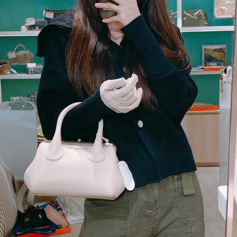 TW4763  Chloe 寇兒 手提肩背包 米色 Joyce Mini Frame Bag Cement Beige-16