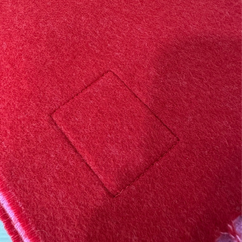 Loewe 粉拼紅雙色流蘇圍巾-21