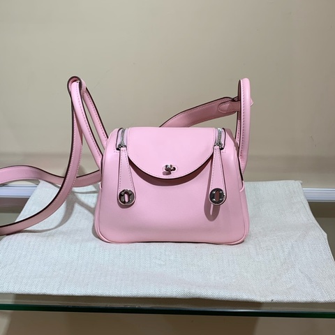 Hermes愛馬仕mini lindy 3Q櫻花粉swift皮銀扣Z刻