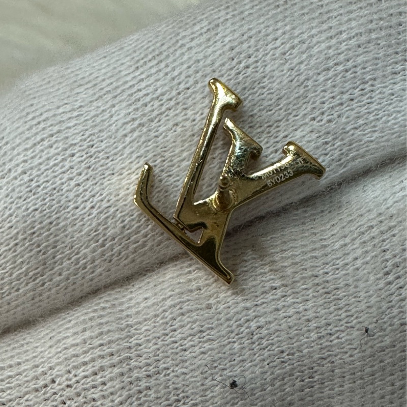 LV M01136 粉金琺瑯LOGO耳環-18