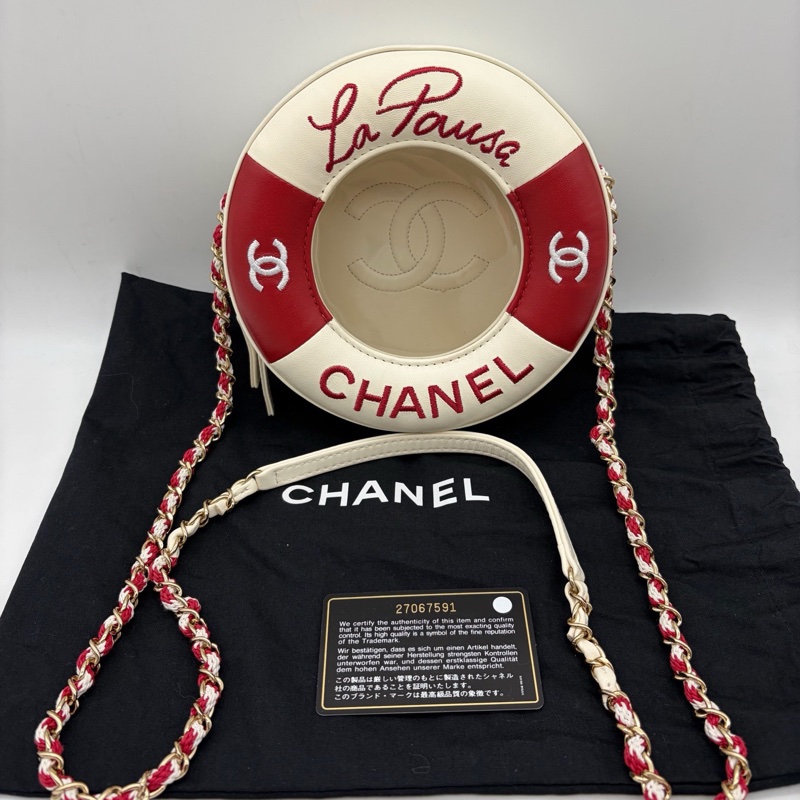 CHANEL 19C 走秀限量款游泳圈 奶白色拼紅色金鍊小羊皮 27開 約19x19-0