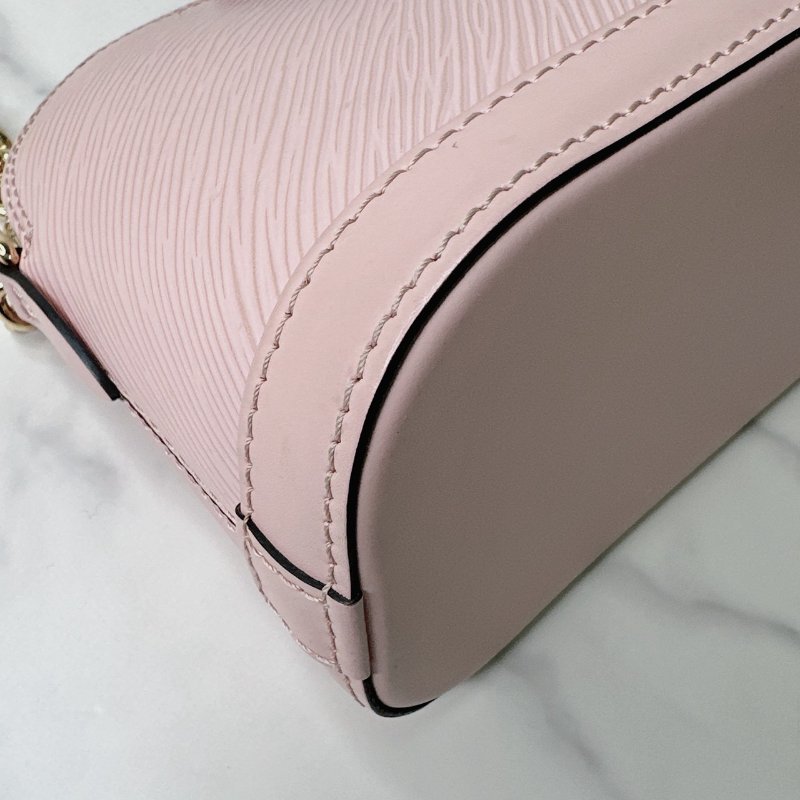 LV Alma 水波紋貝殼包-8