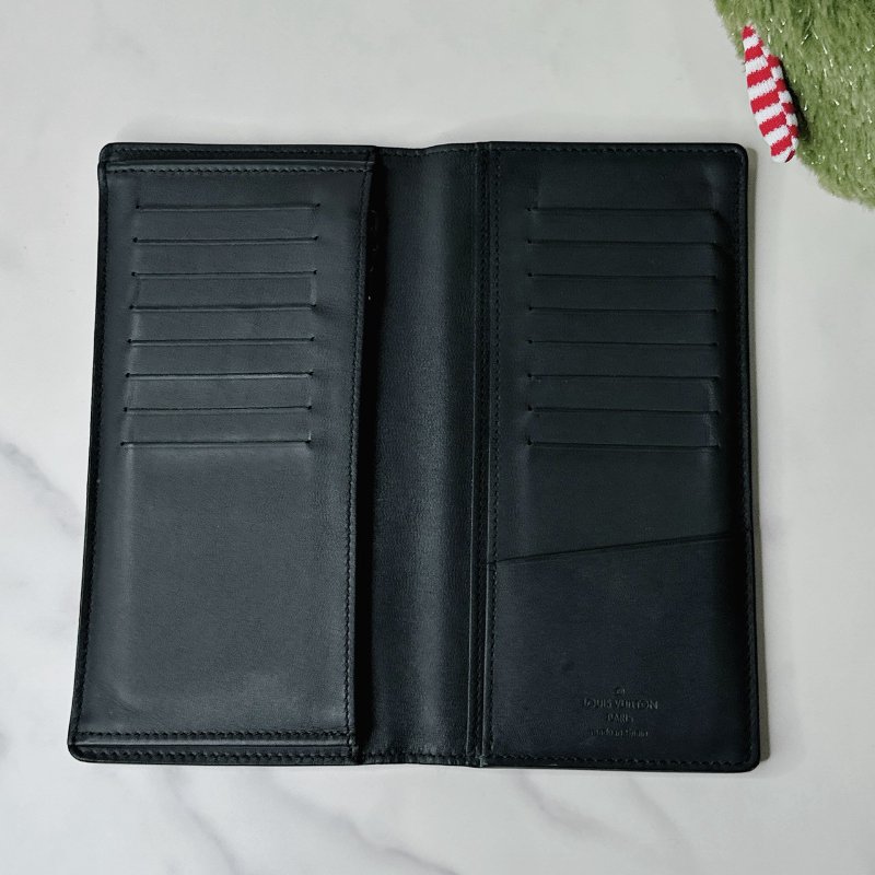 LV Brazza壓紋長夾-4