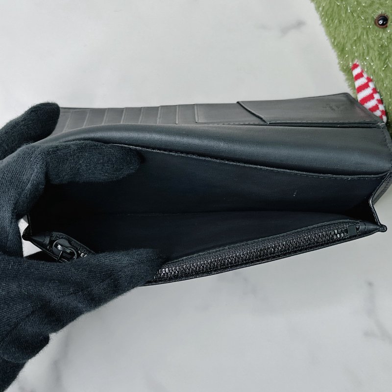 LV Brazza壓紋長夾-6