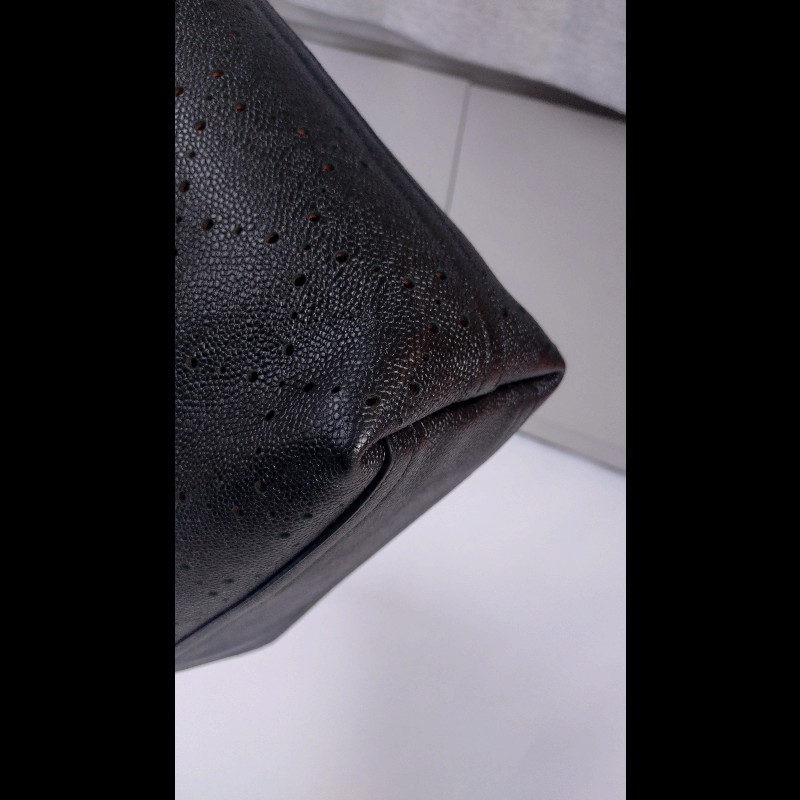 Chanel 銀鍊橘裏黑皮洞洞菱格托特包-5