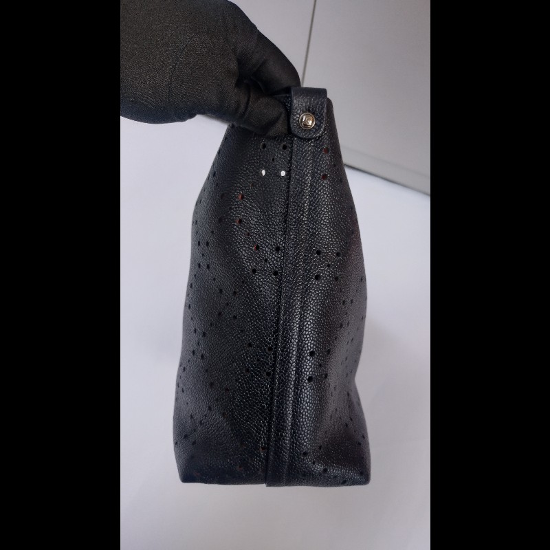 Chanel 銀鍊橘裏黑皮洞洞菱格托特包-6