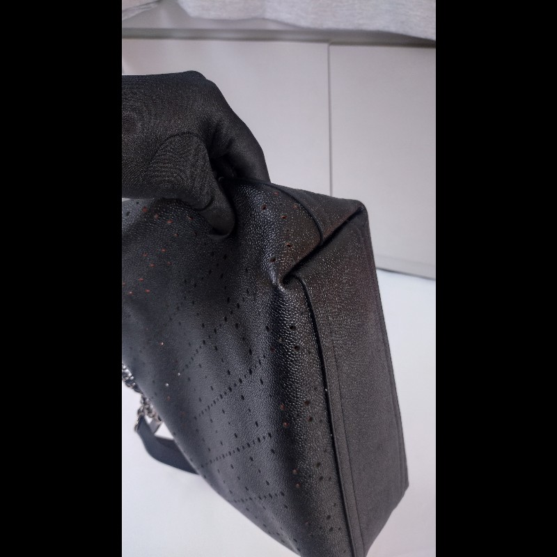 Chanel 銀鍊橘裏黑皮洞洞菱格托特包-9