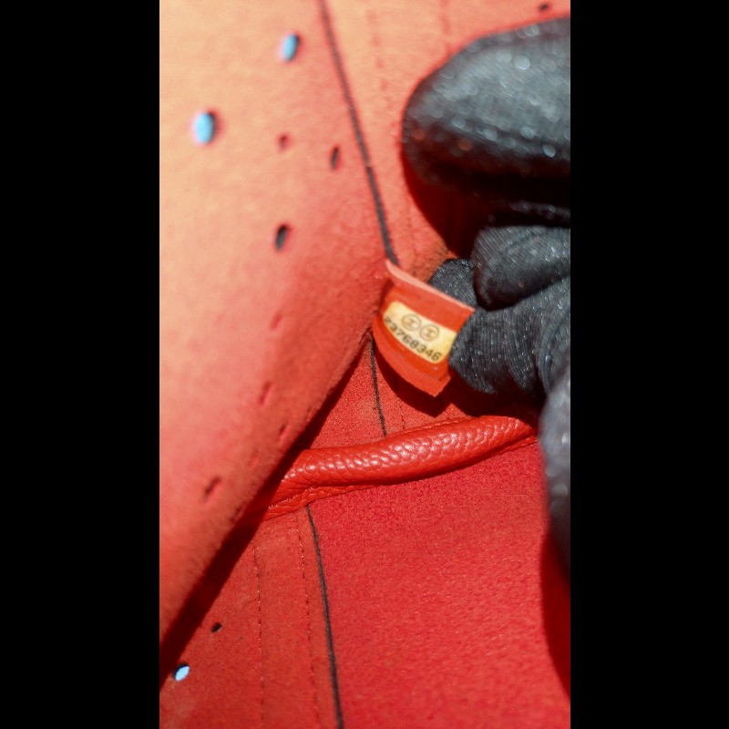 Chanel 銀鍊橘裏黑皮洞洞菱格托特包-16