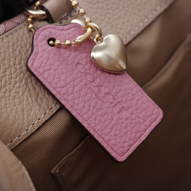 Coach 蔻馳 Dempsey 22 tote 經典緹花織布 鵝卵石顆粒 牛皮 圓型皮標 托特包-22