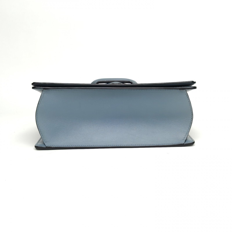 LOEWE Barcelona巴賽隆納中號藍色牛皮金扣肩背包-3