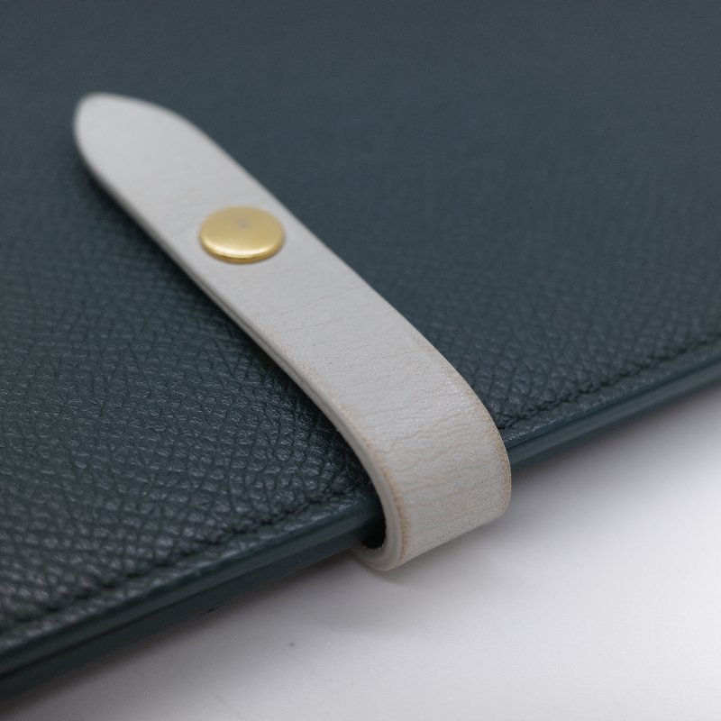 Celine 思琳 Strap 大號 綠色粒面小牛皮 扣帶長夾-6