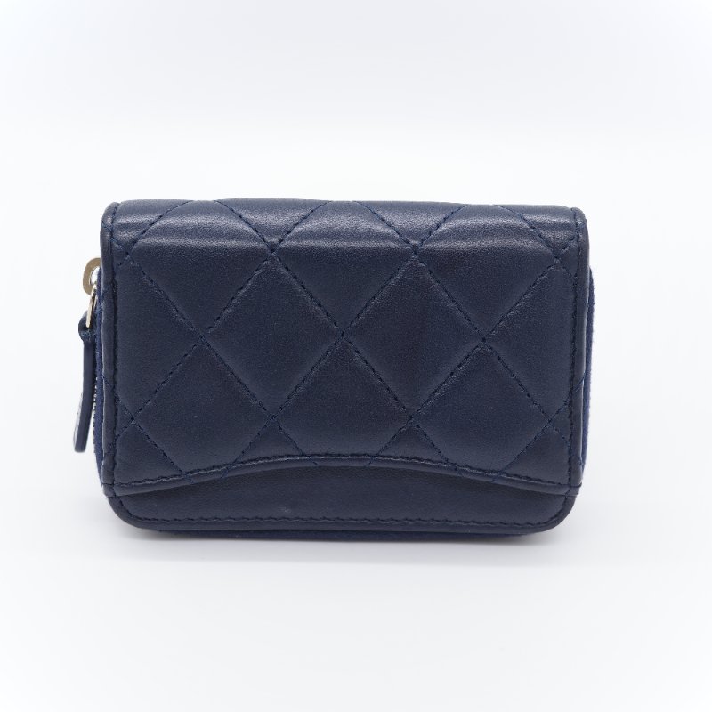 Chanel 香奈兒 經典菱格紋 海軍藍色 小羊皮拉鍊式卡夾 零錢包-1