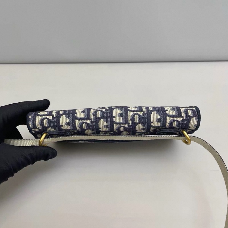 Dior迪奧 saddle老花刺繡腰包胸包斜挎包-4