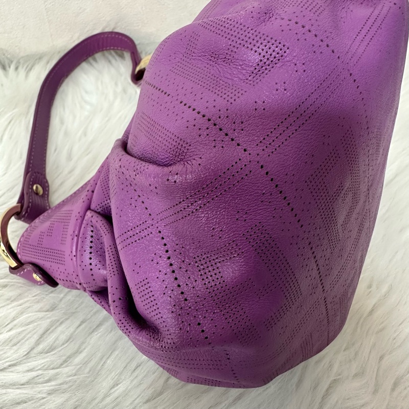 fendi 紫皮老花洞洞抓皺包-6
