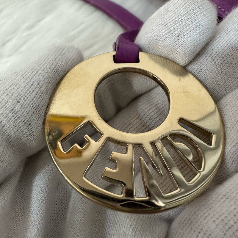 fendi 紫皮老花洞洞抓皺包-25