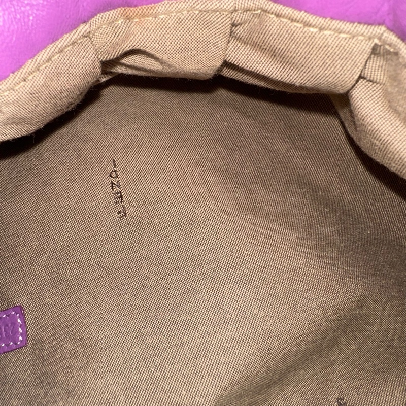 fendi 紫皮老花洞洞抓皺包-43