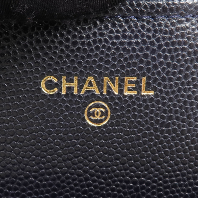 CHANEL 牛皮皮革Wallet金扣錢包-12