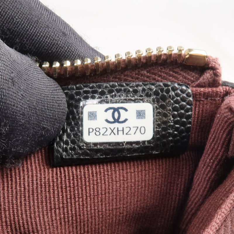 CHANEL 牛皮皮革Mini Pouch金扣手拿包-9
