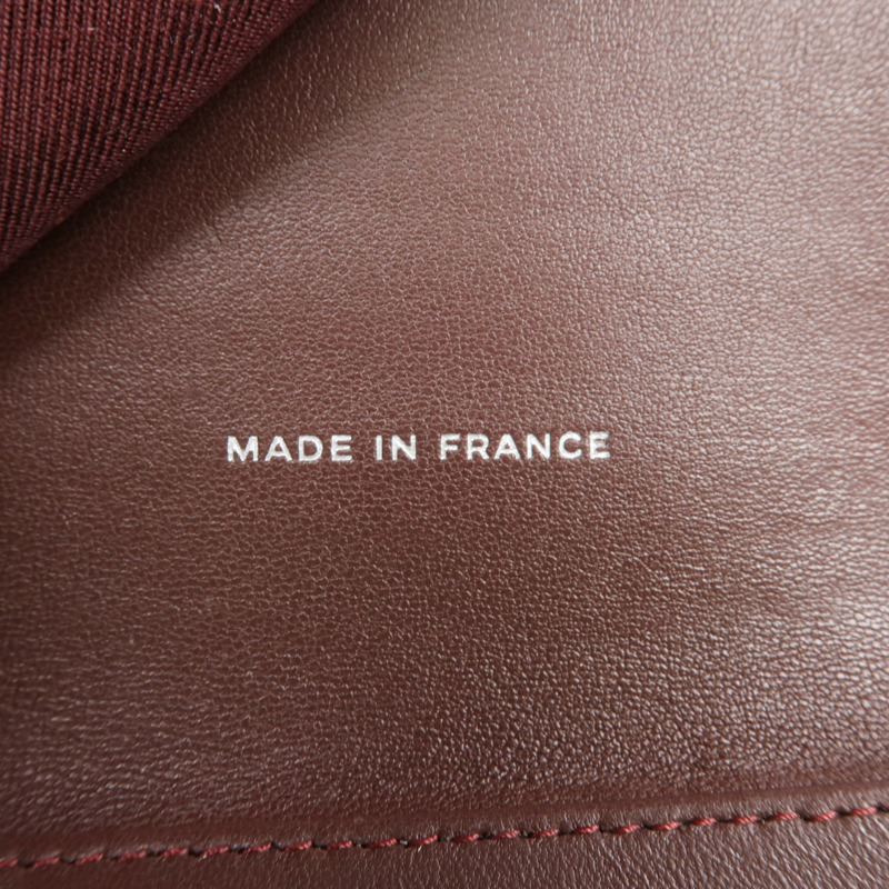 CHANEL 羊皮皮革Fold Wallet銀扣錢包-14