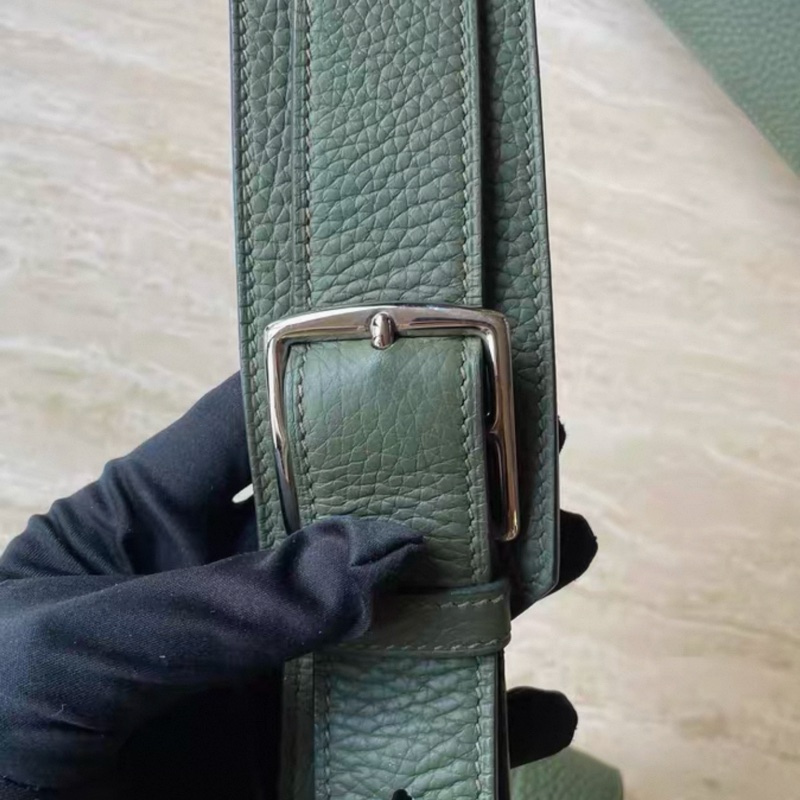 客人專拍✨ Hermes 愛馬仕 吉普賽 Jypsiere 31 V6叢林綠 框Q-23