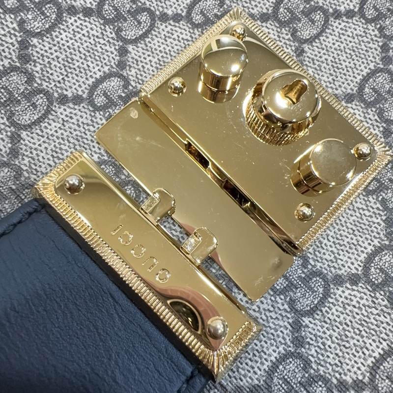 Gucci原花拼黑邊padlock gg 中型肩背包-18