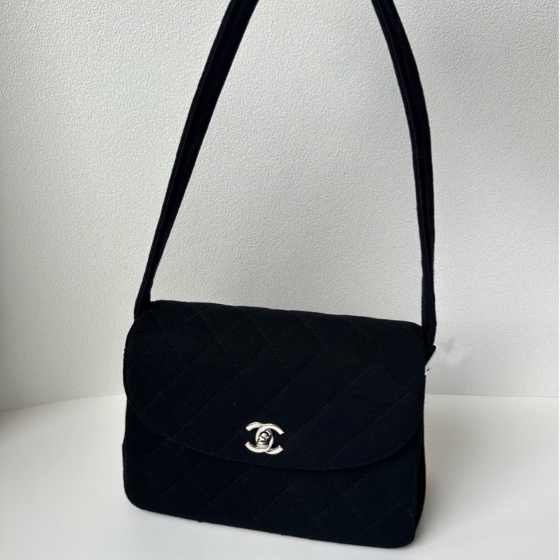 Chanel 97A 稀有 黑銀中古布面kelly 4開 約23cm 配件：身份卡-2