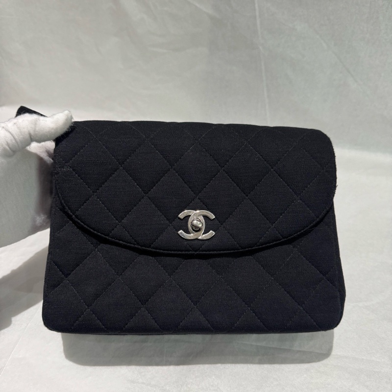 Chanel 97A 稀有 黑銀中古布面kelly 4開 約23cm 配件：身份卡-4