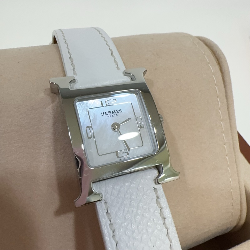Hermes 銀色錶框拼白色牛皮錶帶Heure H 25mm腕錶-4