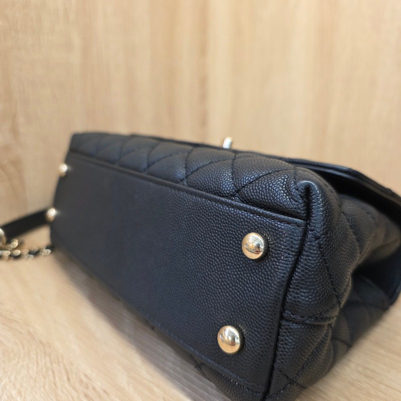 [夯貨經典款,現省3.5萬🥰] Chanel香奈兒 黑荔枝皮淡金釦CoCo Handle手提肩斜背包-9