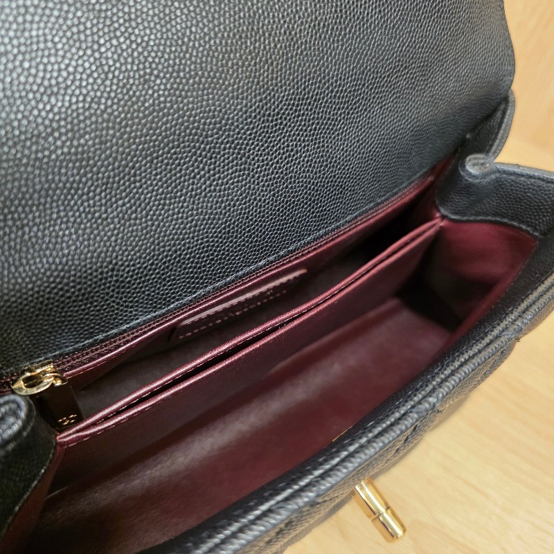 [夯貨經典款,現省3.5萬🥰] Chanel香奈兒 黑荔枝皮淡金釦CoCo Handle手提肩斜背包-19