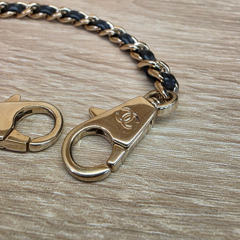 [夯貨經典款,現省3.5萬🥰] Chanel香奈兒 黑荔枝皮淡金釦CoCo Handle手提肩斜背包-23