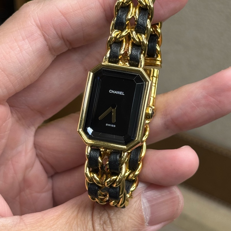 上架中🔑Chanel 黑金Premiere首映皮穿鍊腕錶/L號-1
