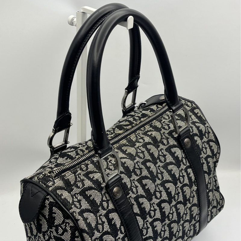 🏷️ Dior 波士頓包-6