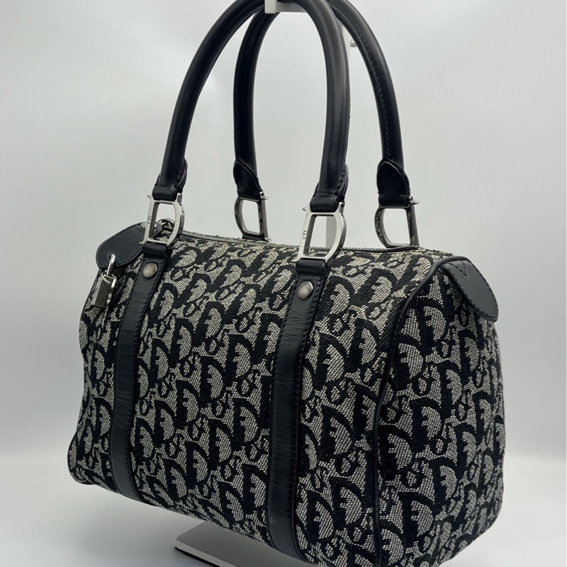 🏷️ Dior 波士頓包-12