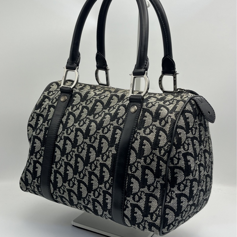 🏷️ Dior 波士頓包-14