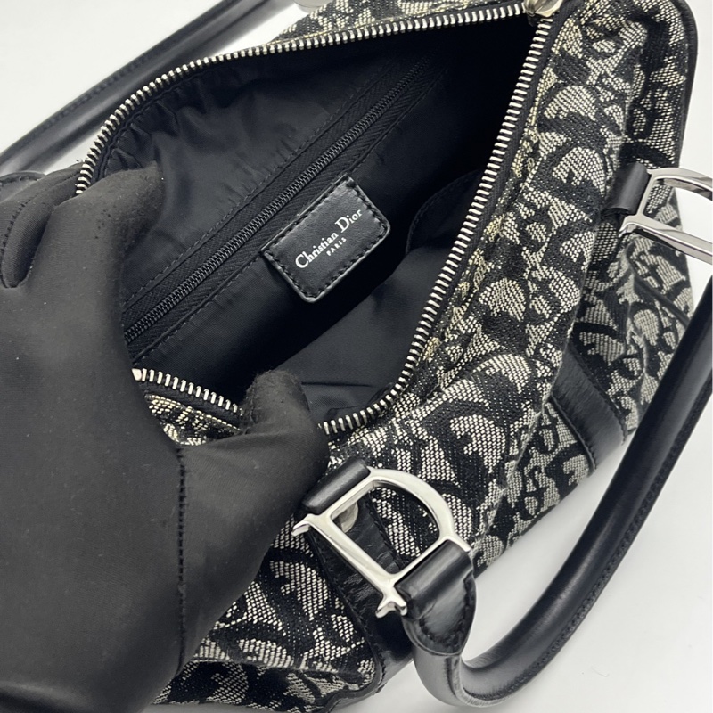 🏷️ Dior 波士頓包-15