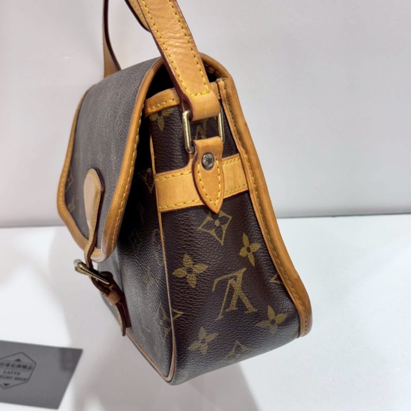 LV 斜背包/側背包/法棍包/馬鞍包  M42250 85成新-2