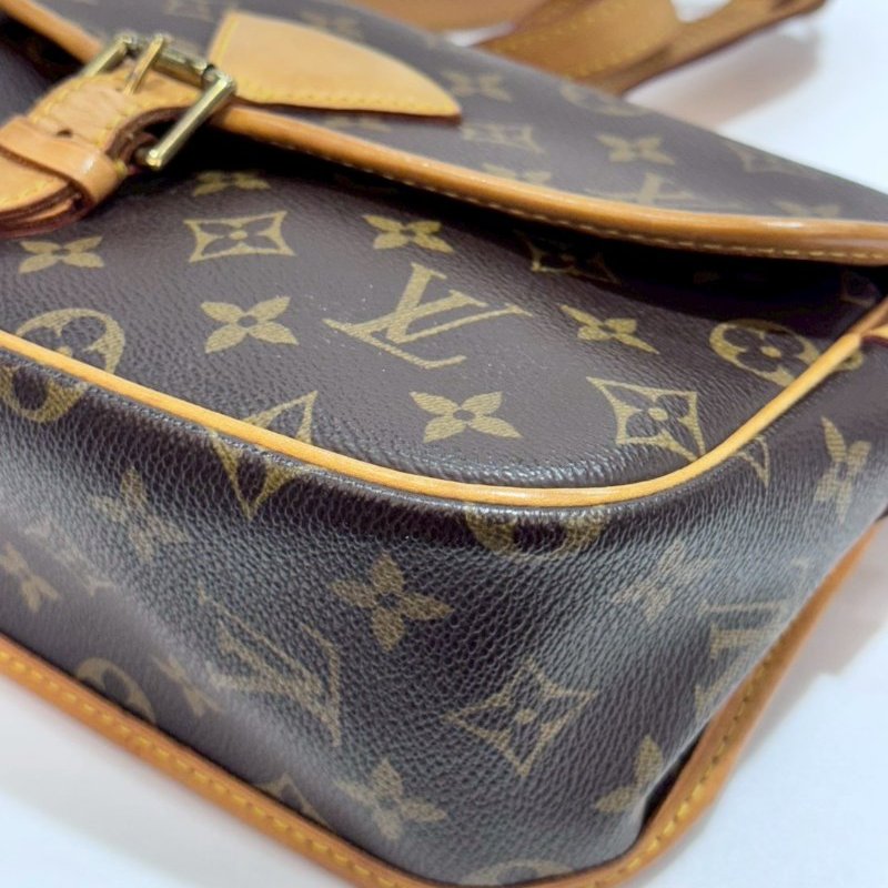 LV 斜背包/側背包/法棍包/馬鞍包  M42250 85成新-4