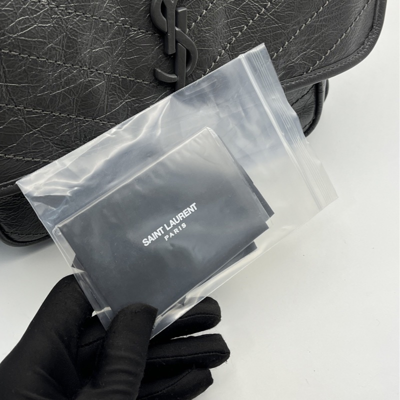 🏷️ Ysl Niki 中號-4