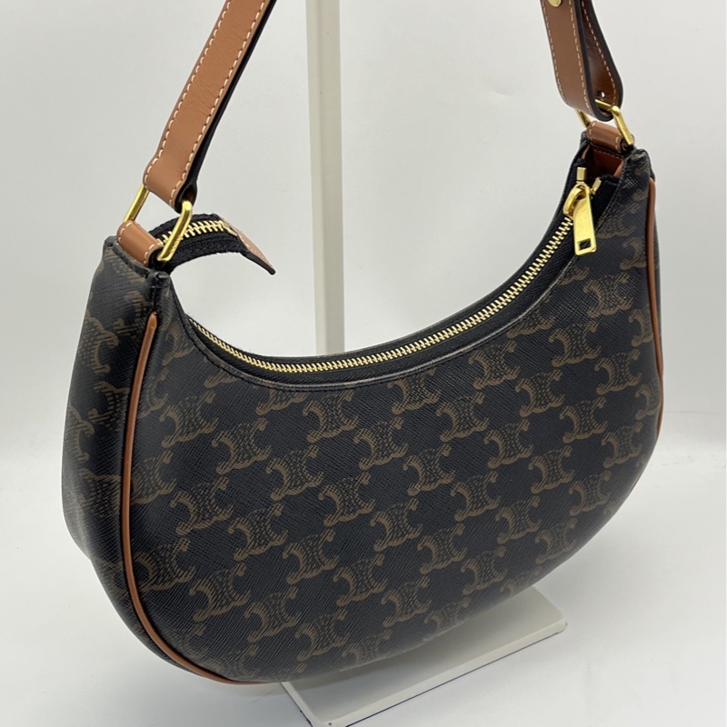 🏷️ Celine Ava-8