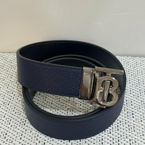 BURBERRY TB 荔紋牛皮兩用腰帶(深藍x黑)