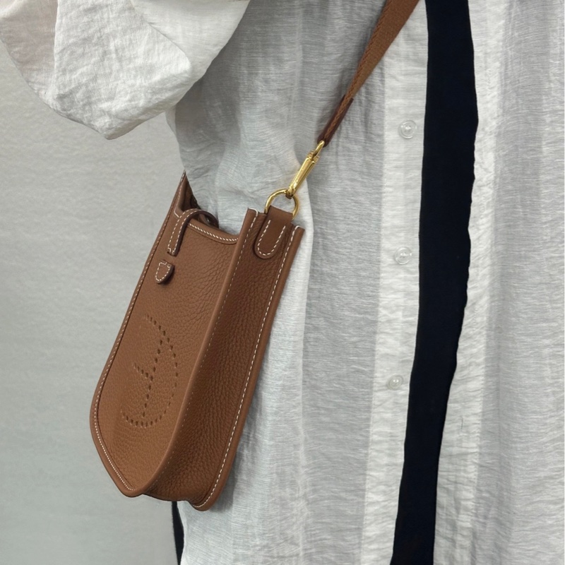 「JL精品代購」極新 Hermes Mini evelyne 金棕金釦-1
