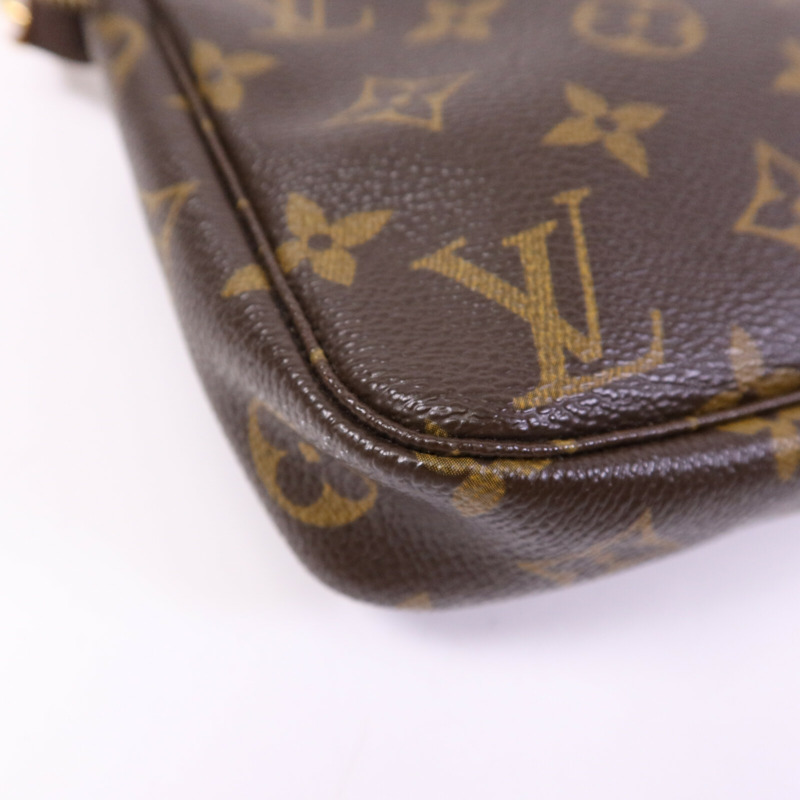 LOUIS VUITTON Monogram Pochette Accessoires金扣手挽袋-10