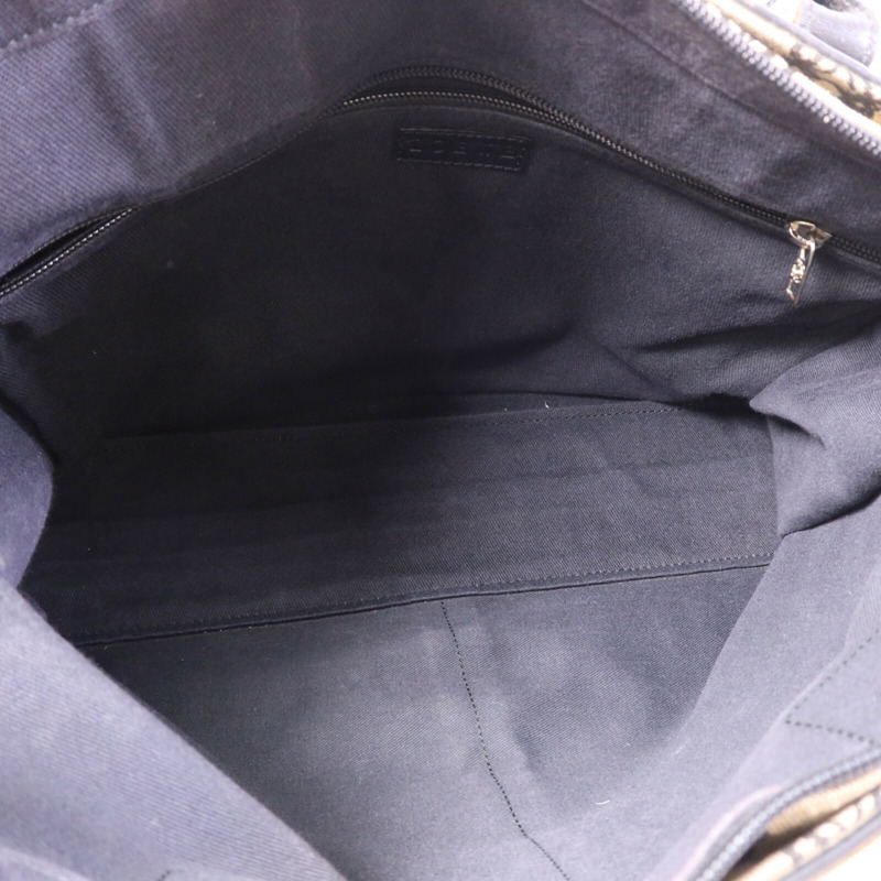 LOEWE 帆布Hand Bag銀扣手挽袋-4